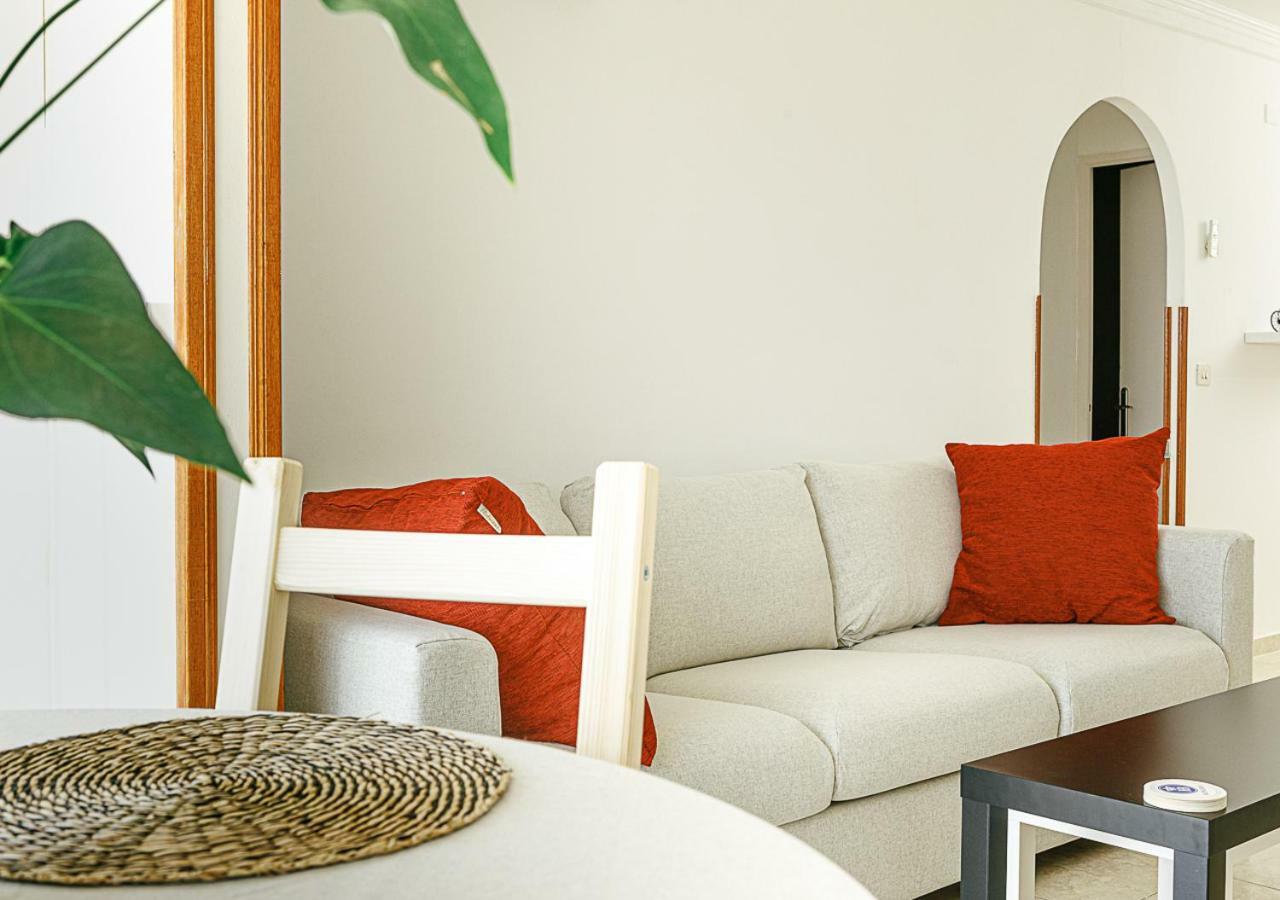 Karina D-Luxe Apartment Емпуриабрава Екстериор снимка