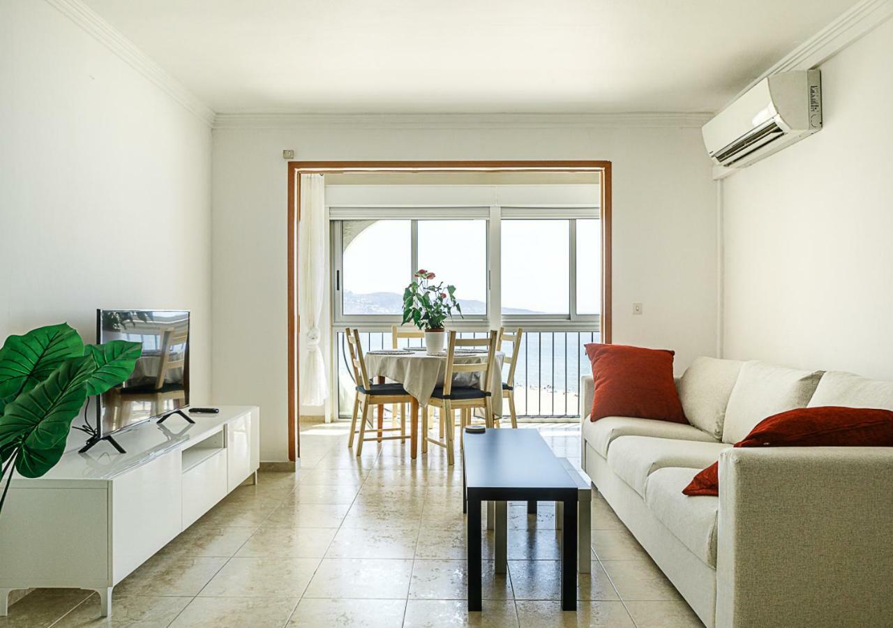Karina D-Luxe Apartment Емпуриабрава Екстериор снимка